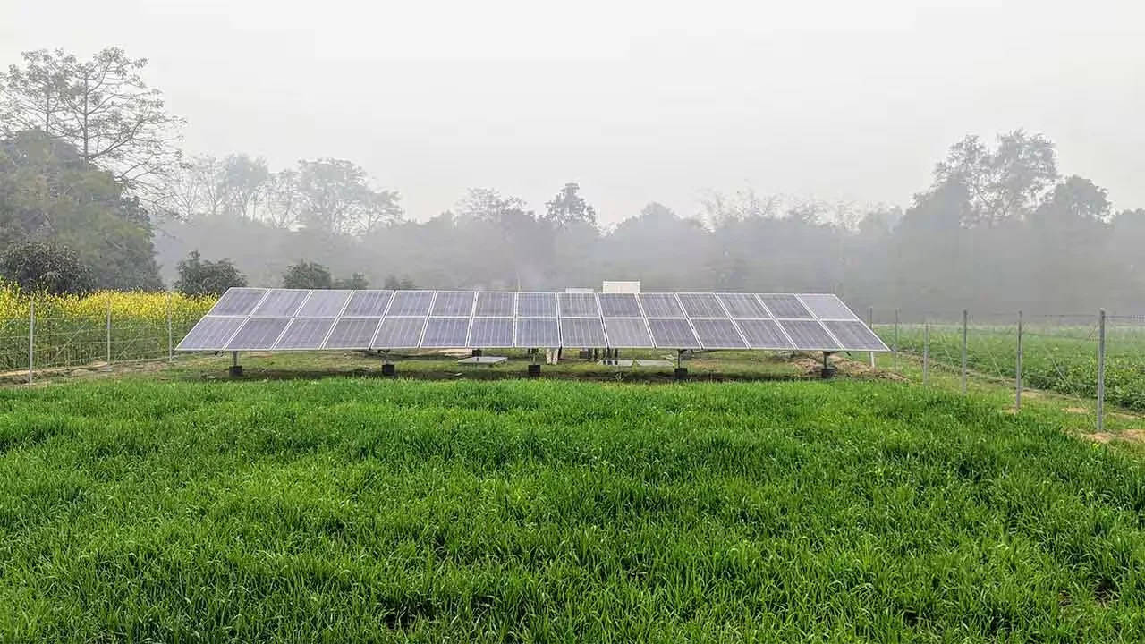 Solar Panel: किसानों को सोलर पैनल टयूब्वैल के लिए मिल रही 75% सब्सिडी, जल्दी यहां करें आवेदन